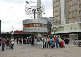 Treffpunkt Weltzeituhr am Alexanderplatz, Berlin