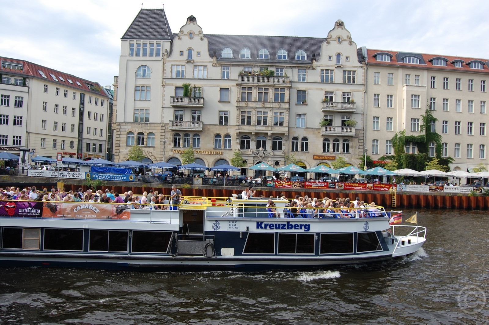 river-cruise-berlin